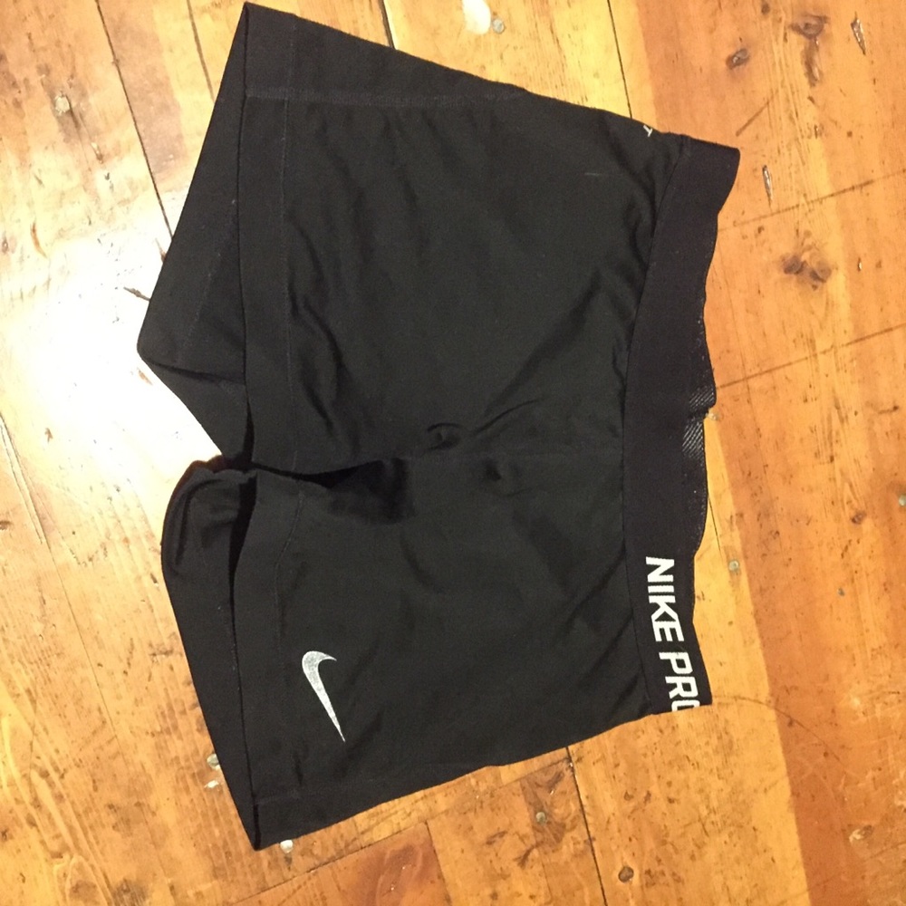 Nike pro 2” compression shorts